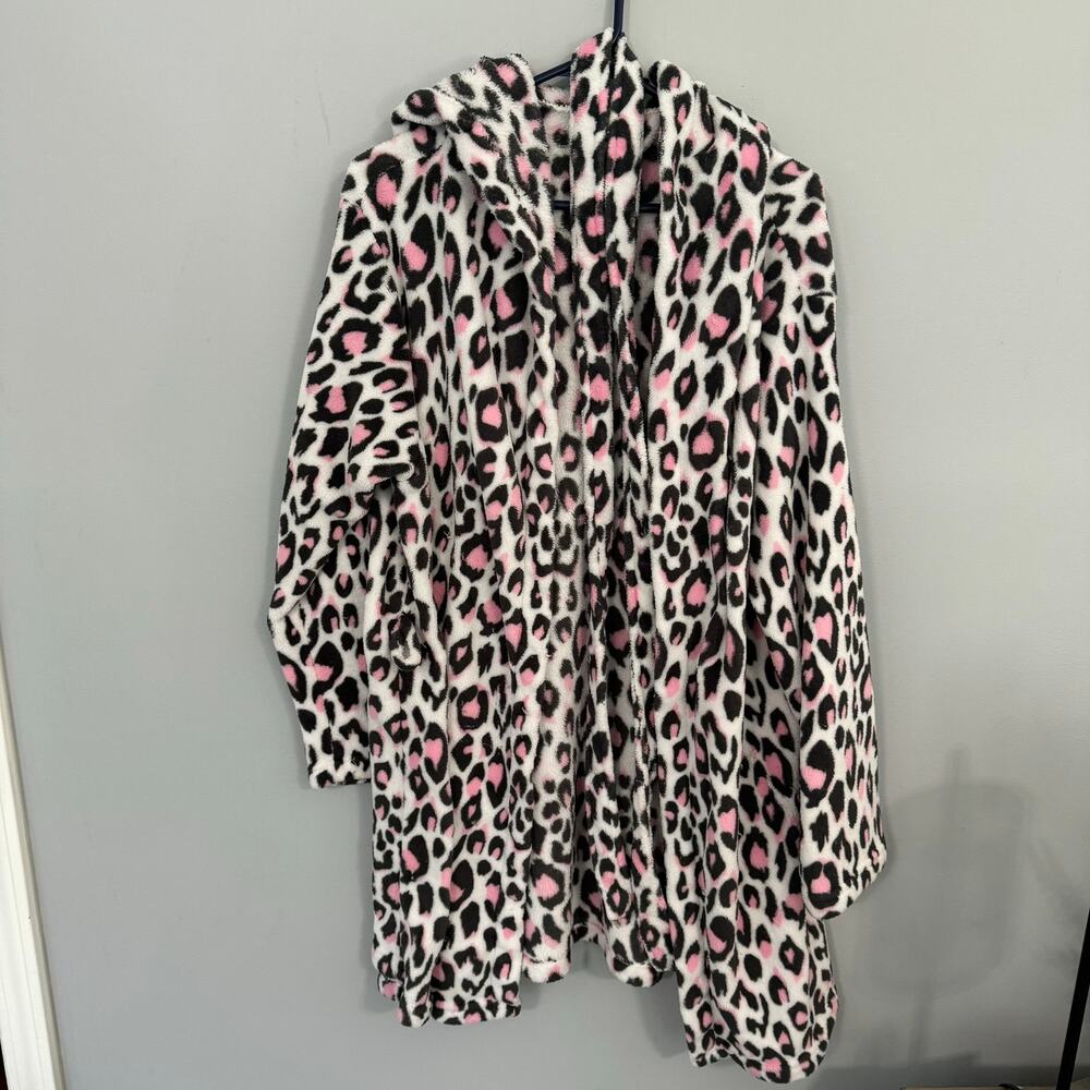 Bobbie Brooks Sleepwear Pink Cheetah Print Robe Size Large Short Length